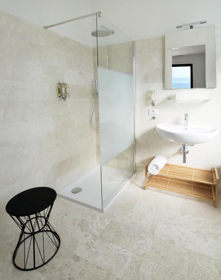 Aqva Boutique Hotel (Adults Only) Sirmione Habitación foto