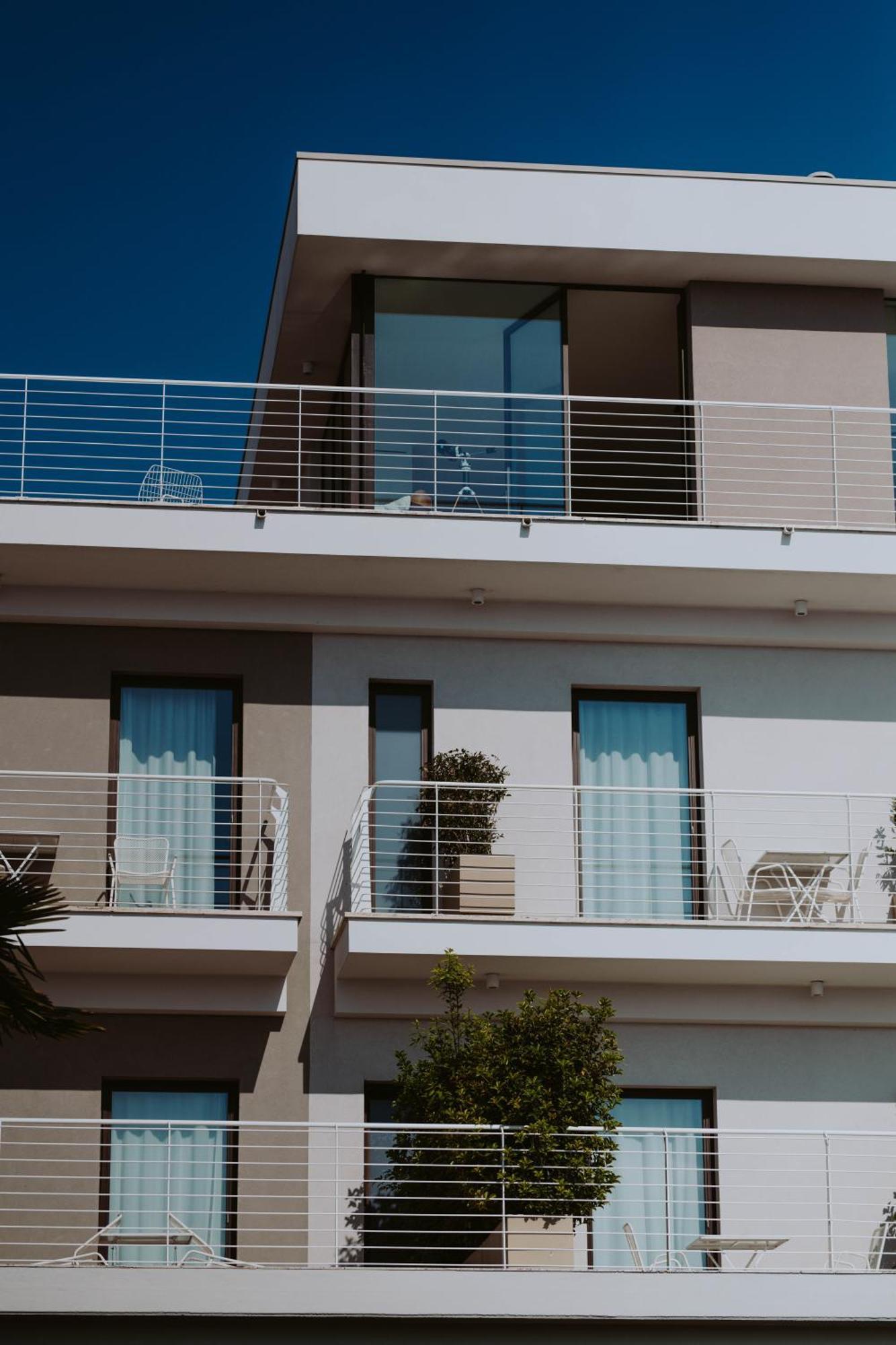 Aqva Boutique Hotel (Adults Only) Sirmione Exterior foto